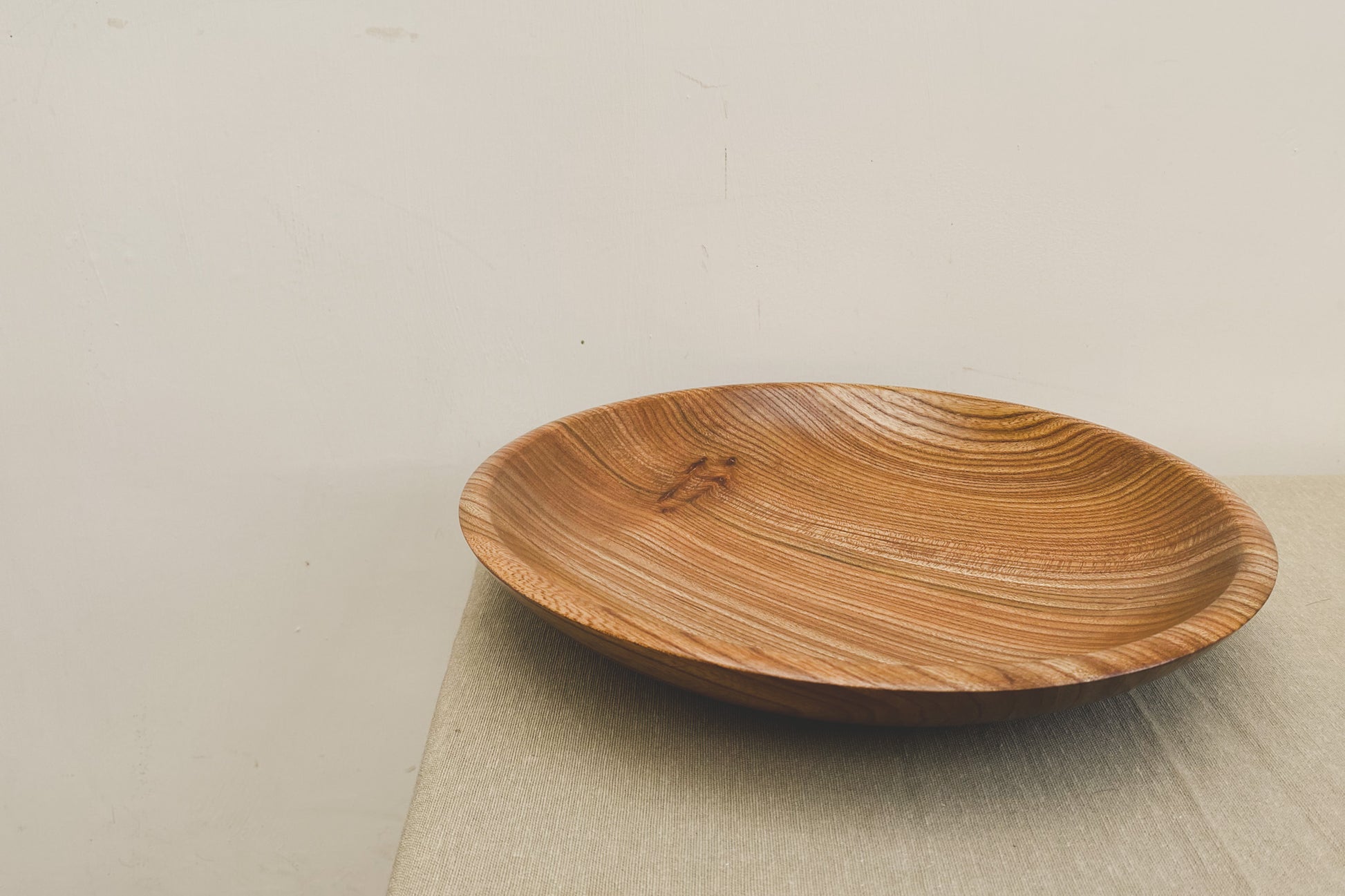 Beautiful grain of a handcrafted elm bowl